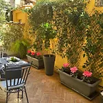 Colosseum\'s Courtyard